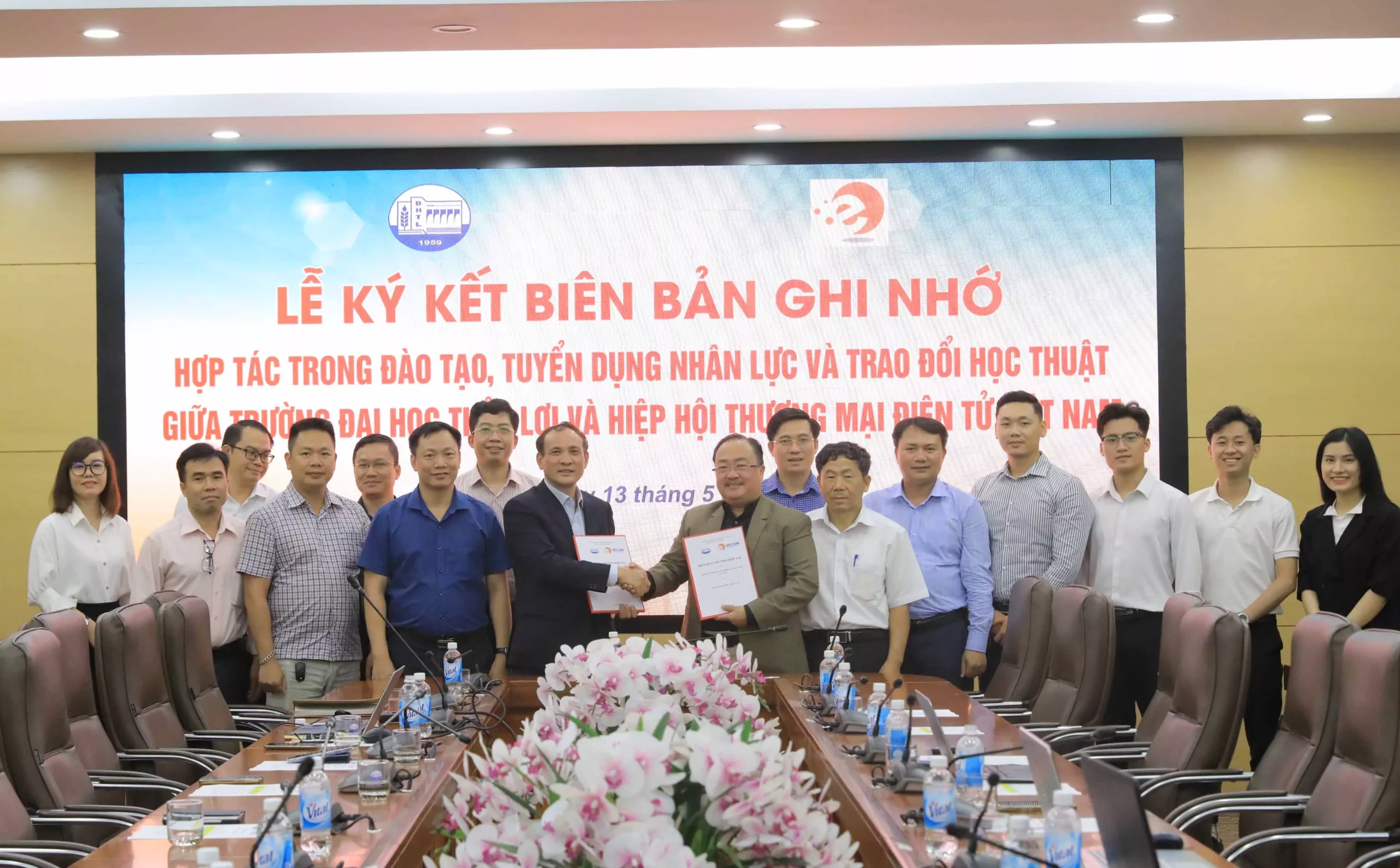 Hoạt động đào tạo và kết nối ngành thương mại điện tử
